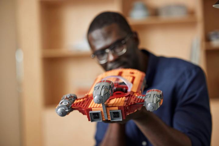 Productafbeelding LEGO Star Wars - Luke Skywalker's Landspeeder (75341, LEGO Zeldzame Sets)