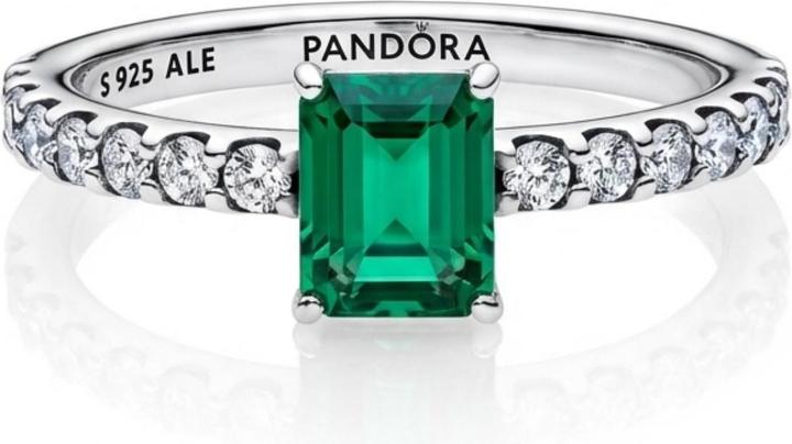 Actual product image Pandora Rectangular Sparkling Green Halo Ring (56, 925 Silver)