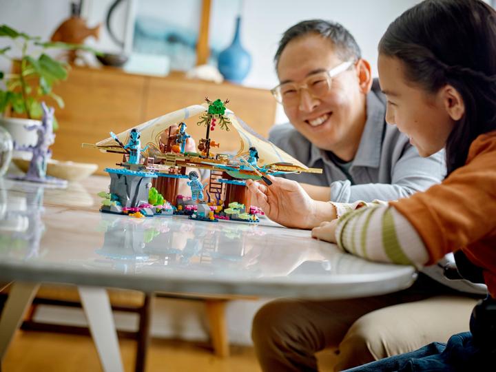 Actual product image LEGO The reef of the Metkayina (75578, LEGO Avatar)