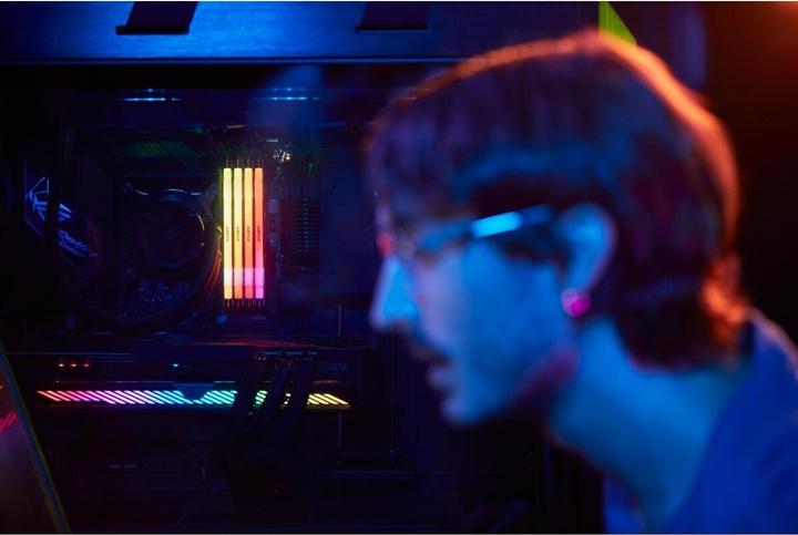 Produktbild Kingston FURY Renegade RGB (2 x 48GB, 6400 MHz, DDR5-RAM, DIMM)