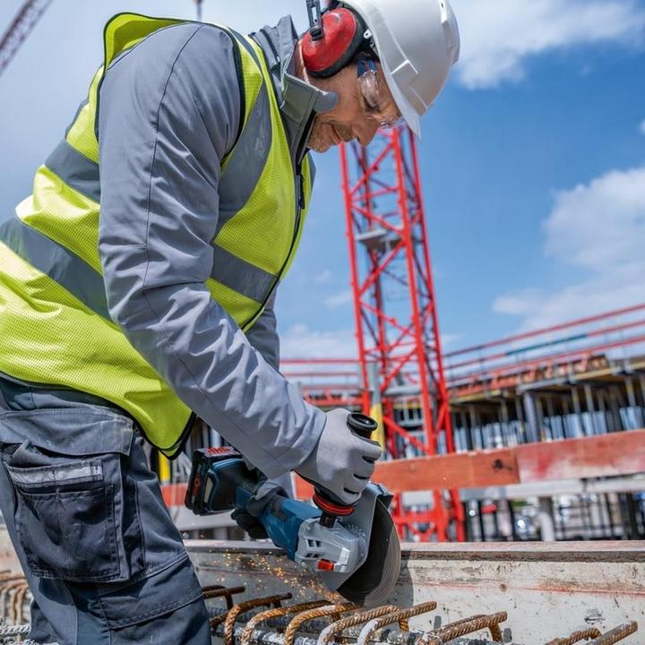 Image du produit Bosch Professional GWS 18V-180 P L-BOXX (180 mm)