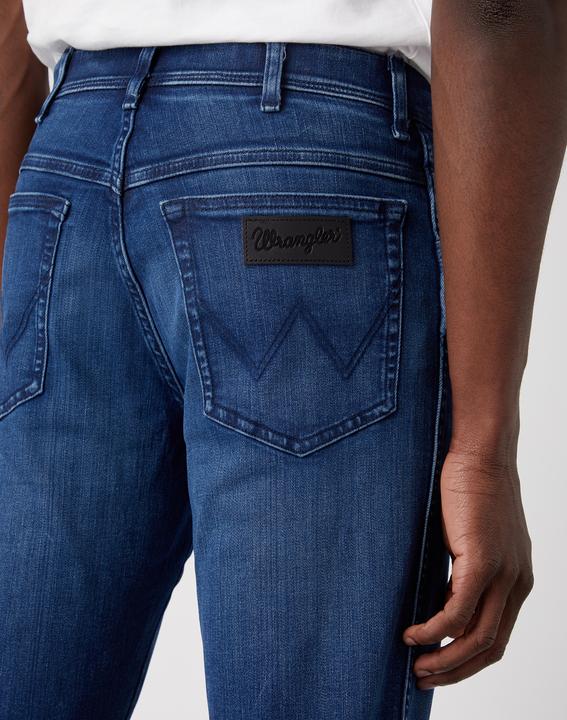 Actual product image Wrangler Texas Slim Jeans Straight Fit Apollo (W44/L34)