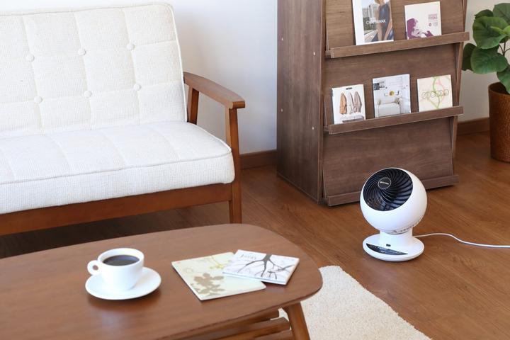 Actual product image Iris Ohyama Tischventilator PCF-SC15T mit Fernbedienung, oszillierend (30 dB)