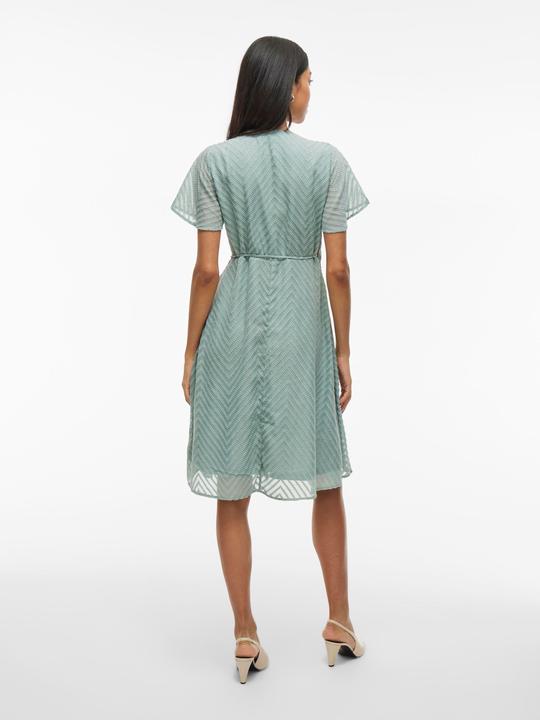 Produktbild Vila Petite – Midi Wickelkleid (42)