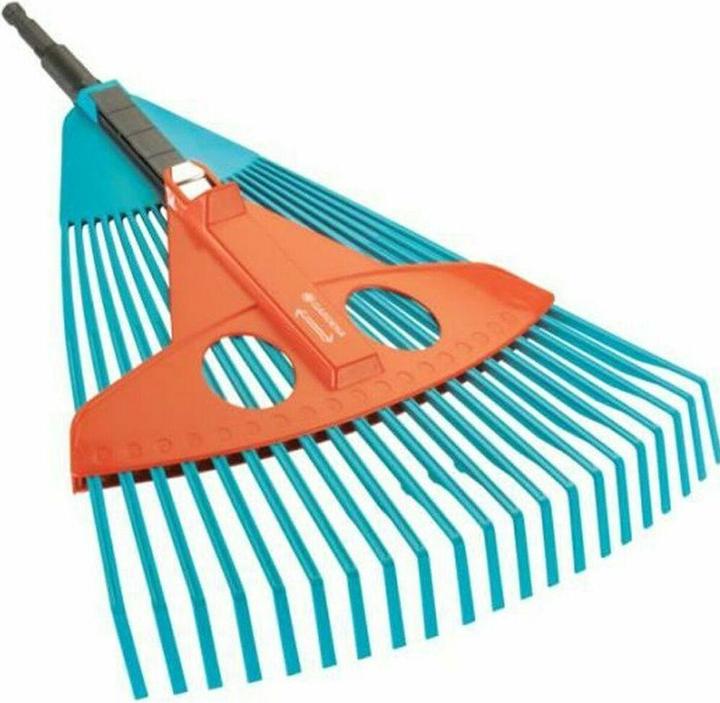 Actual product image Gardena Adjustable broom