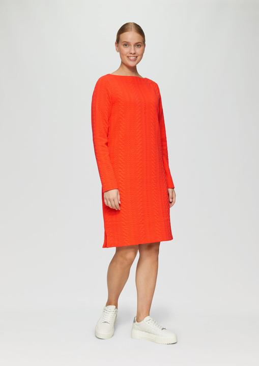 Produktbild S.Oliver Kleid Strukturiertes Jacquard-Kleid mit U-Boot-Ausschnitt (38)