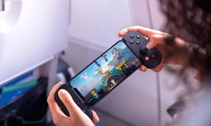 Actual product image Backbone One (iOS)