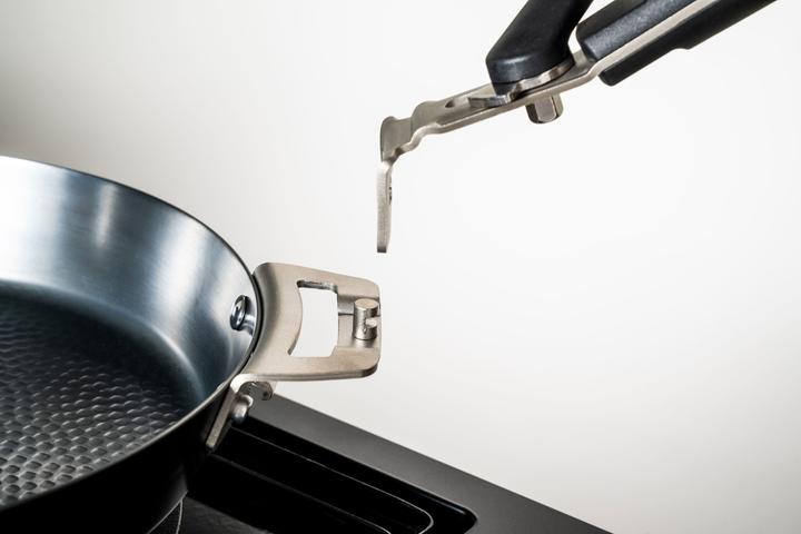 Actual product image Outdoorchef Pan