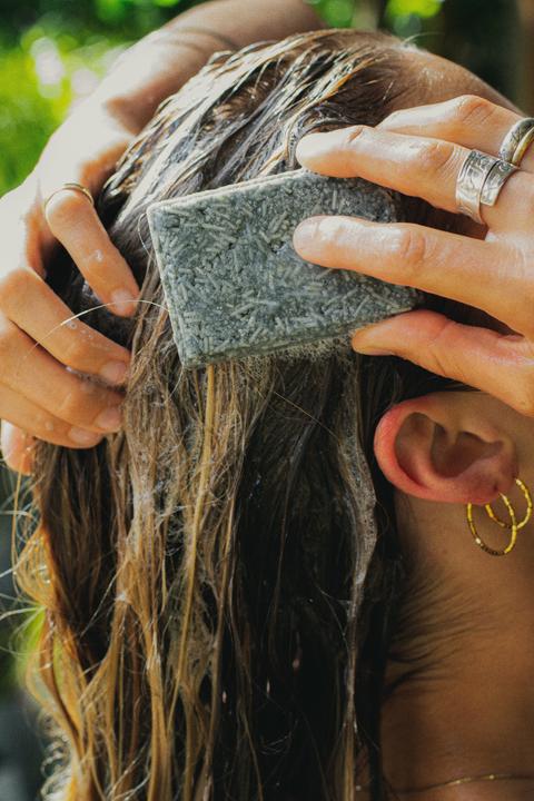 Actual product image Green Room Suds Fresh (720 ml, Solid shampoo)