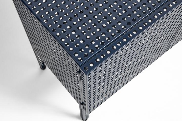 Produktbild HAY - Perforated Bodenschrank Klein - H 66,5cm - Stahlblau