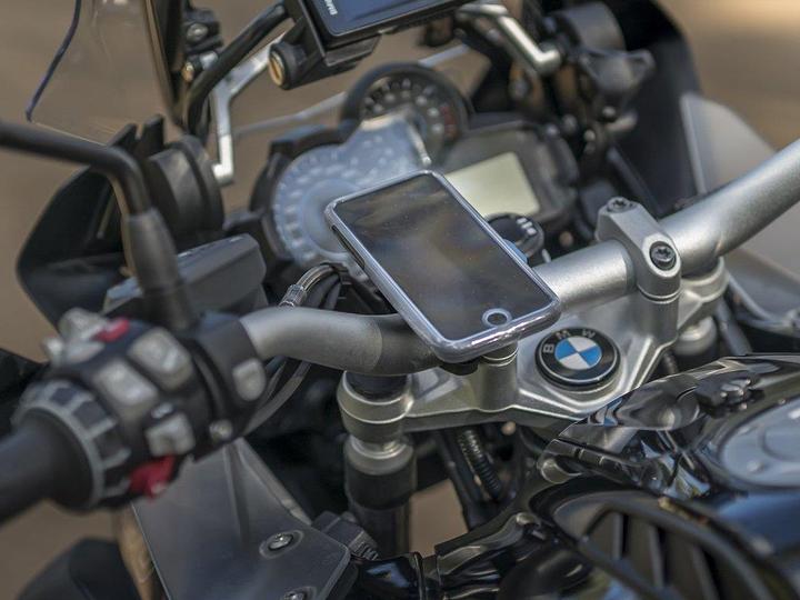 Produktbild Quad Lock Poncho (Apple iPhone XR)