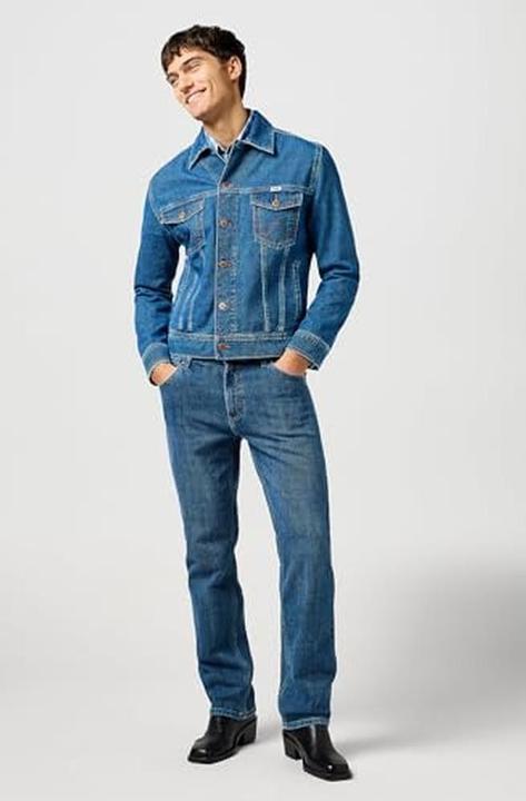 Actual product image Wrangler Classic Denim Jacket, Regular Fit, Machine Washable (XL)