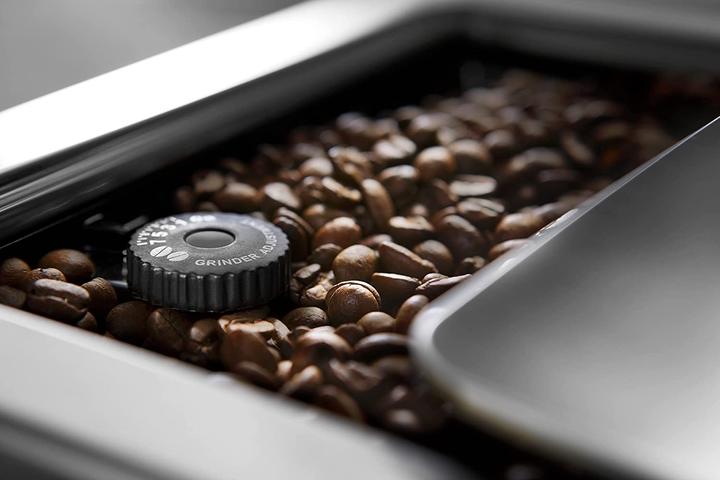 Produktbild De'Longhi DeLonghi ECAM 656.85.MS PrimaDonna Elite 0132.219011, edelstahl