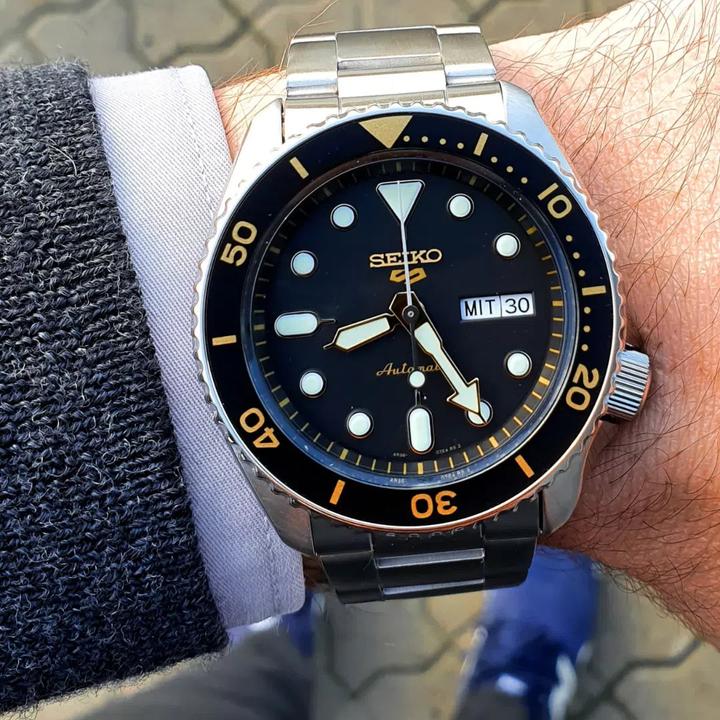 Actual product image Seiko 5 Sports (Analogue wristwatch, 43 mm)