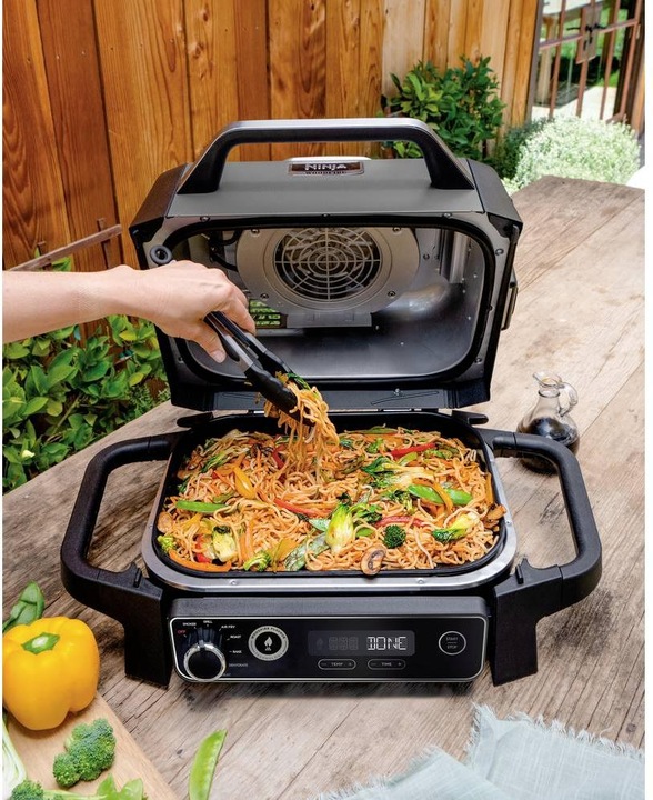 Actual product image Ninja Woodfire Outdoor Grill (2.40 kW)