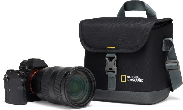 Actual product image National Geographic Camera Bag Small Black (Camera shoulder bag, 4.56 l)
