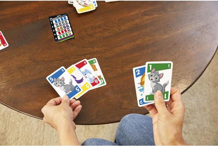 Image du produit Mattel Games Phase 10 Junior (Allemand, Anglais, Espagnol, Français, Italien, Néerlandais, 2 - 4 Joueur)