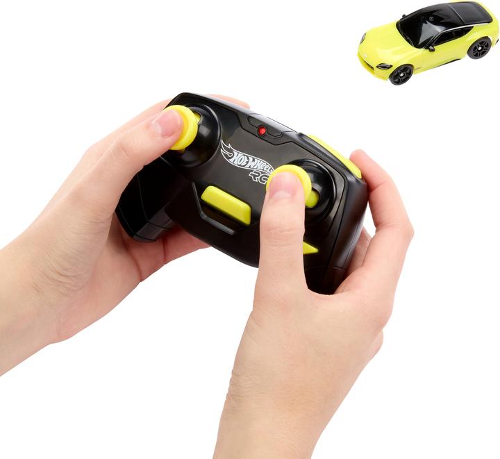 Actual product image Mattel HW R/C NISSAN 1:64 HTP16 WB4