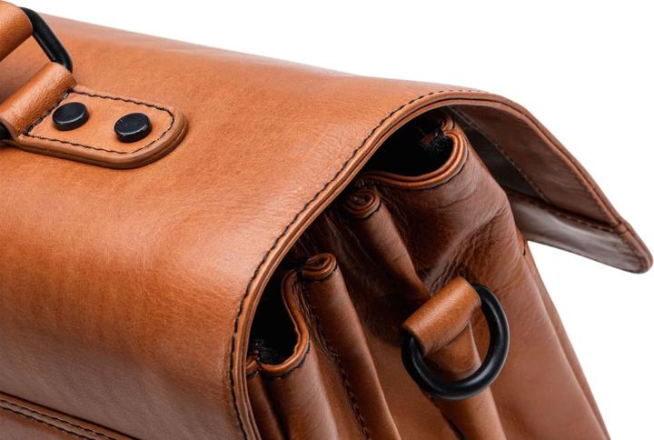 Actual product image Farmhood Memphis briefcase XXL 3 compartments leather 39 cm