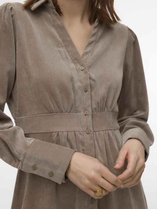 Image du produit Vero Moda AWASTA Kurzes Kleid Kleid (M)
