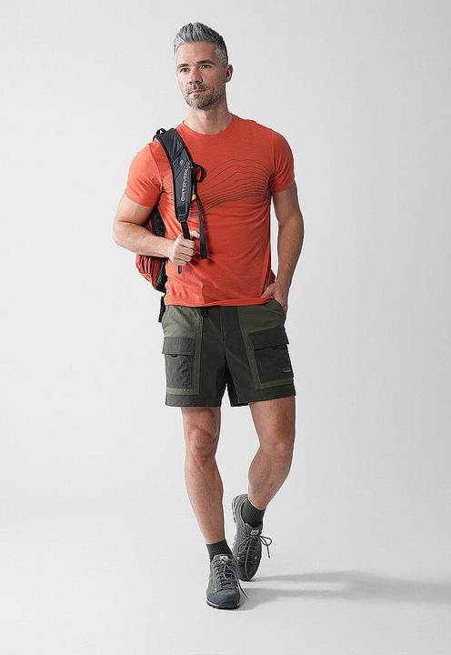 Actual product image Meru Bustos Merino (L)