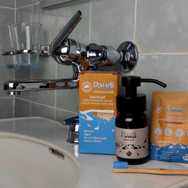 Image du produit Einfach Weniger Kit de démarrage dentifrice (poudre et flacon pompe)