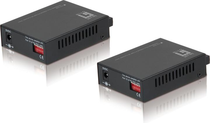 Actual product image LevelOne RJ45 to SC BIDI Fast Ethernet Media Converter Set, Single-Mode Fibre (Media converter)
