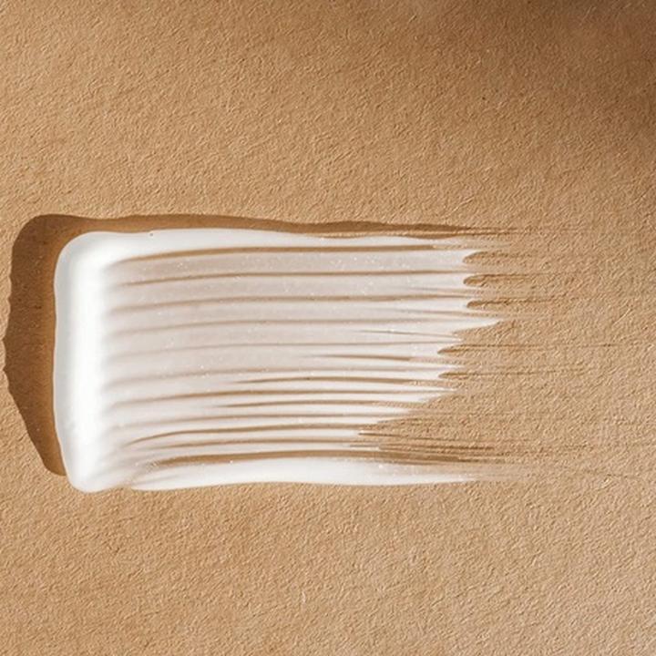 Actual product image Natucain Revitalizing Conditioner (300 ml)