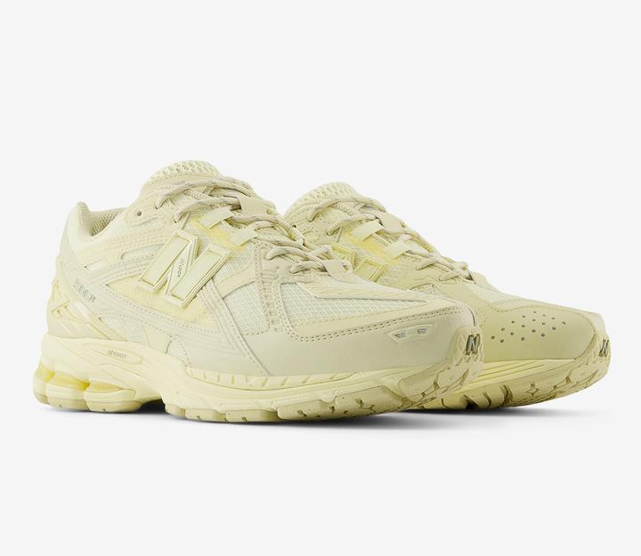 Image du produit New Balance M1906NK (43)