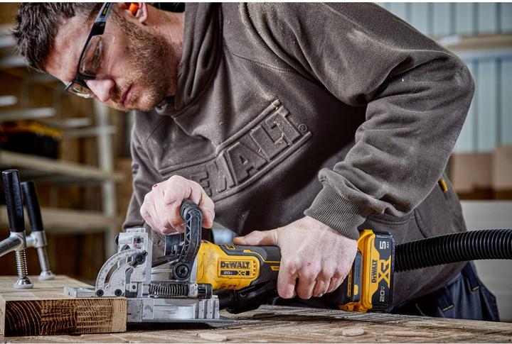 Produktbild DeWalt DCW682NTXJ