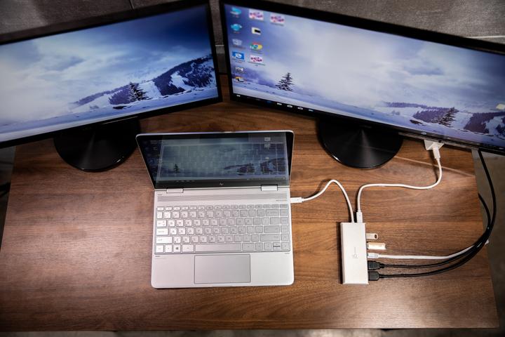 Produktbild j5Create Mini JCD381 (USB-C, 5 Ports)