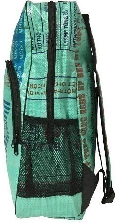 Produktbild Bekos Upcycling - Tagesrucksack aus recycelten Fischfuttersäcke grün
