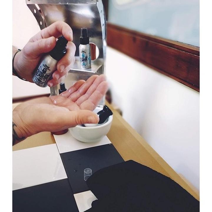 Actual product image Hairgum Barber Beard Oil Mandarin Cedar (40 ml)