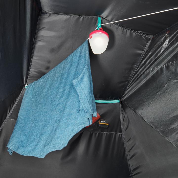 Actual product image Quechua MH100 FRESH & BLACK (Dome tent, 3 kg, 2 persons)