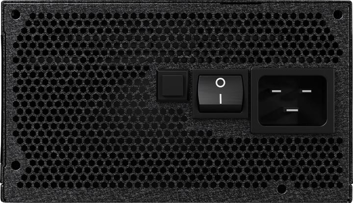 Produktbild Enermax Revolution D.F. X ARGB ATX3.0 PCI-e 5.0 Kompakt PC Netzteil 1650W 80Plus Gold Vollmodula 2x (1650 W)