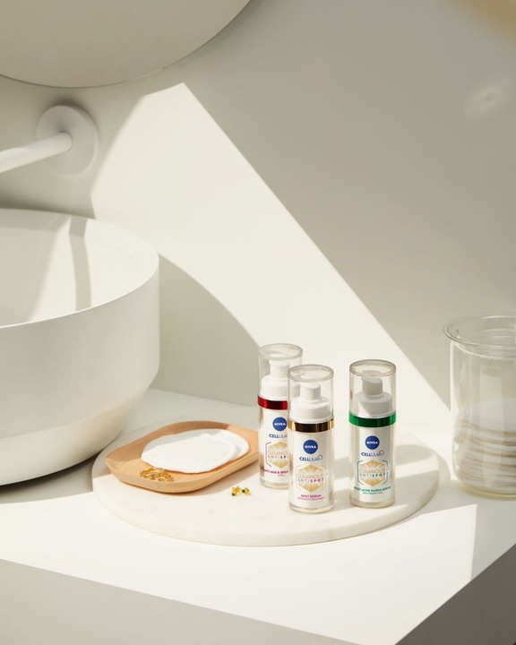 Immagine prodotto NIVEA Siero Cellulare Luminoso630 per i brufoli (30 ml)