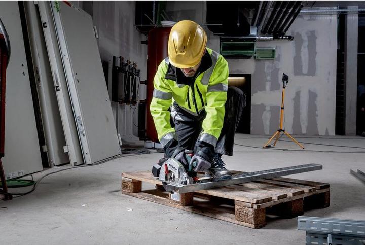 Actual product image Metabo MKS 18 LTX 58 cordless hand-held metal saw