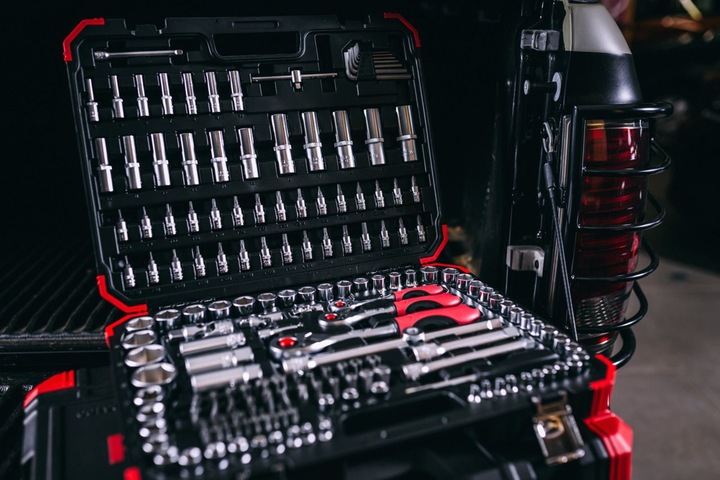 Actual product image Gedore Red red Socket set, 172-piece, With reversible ratchet, ratchets, sockets and bit set (20 mm, 10 mm, 8 mm, 9 mm, 30 mm, 27 mm, 15 mm, 25 mm)