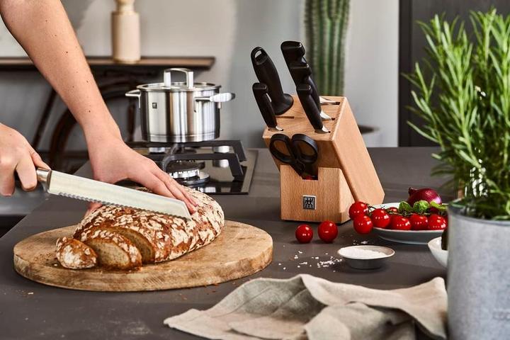 Actual product image Zwilling Knife block set 8 pcs. equipped beech