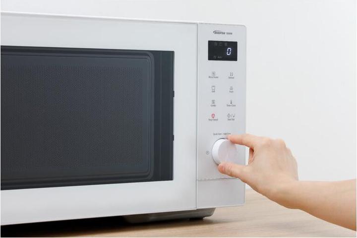 Productafbeelding Panasonic NN GD 34 (23 l)