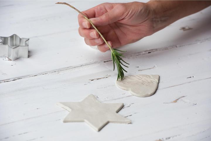 Actual product image Kaiser Cookie Cutter in Storage Box