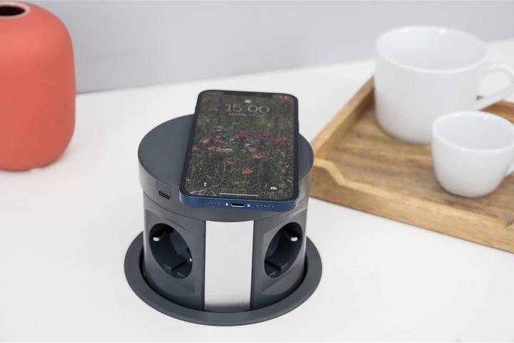 Produktbild Blaupunkt Pushup 4A Table Socket + 2-Way USB C with Inductive Charging, Anthracite, 2 m (4x, USB-C, 2 m)