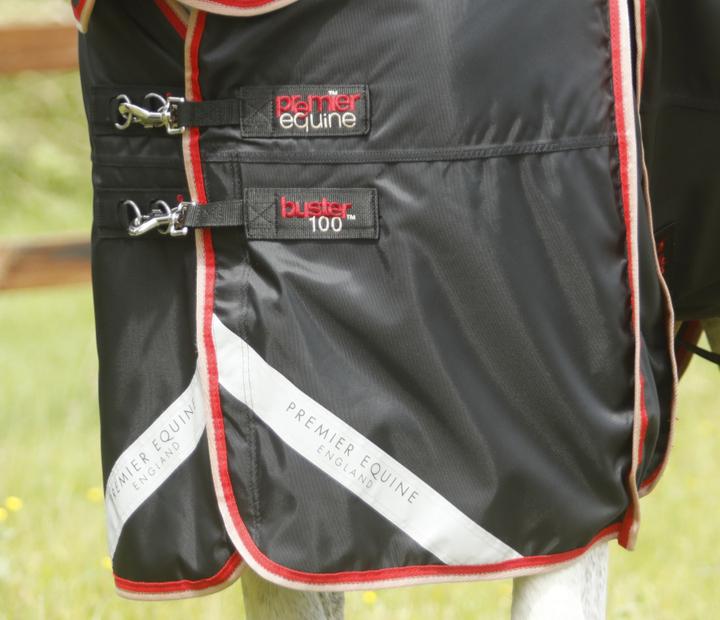 Actual product image Premier Equine Outdoordecke Buster 100 g Halsteil 100 g – (175 cm)