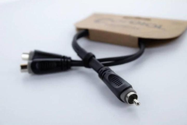 Actual product image Cordial 14891 Klinke / Cinch Audio Y-Adapter (1x Cinch-Stecker - 2x Cinch-Buchse (0.30 m, Cinch)