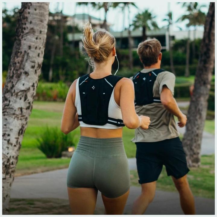 Actual product image Spigen Dynamic Shield Running Vest Black (One size)