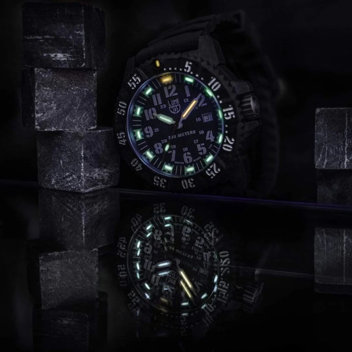 Immagine prodotto Luminox Orologio Master Carbon Seal (Orologio da polso analogico, 47 mm)