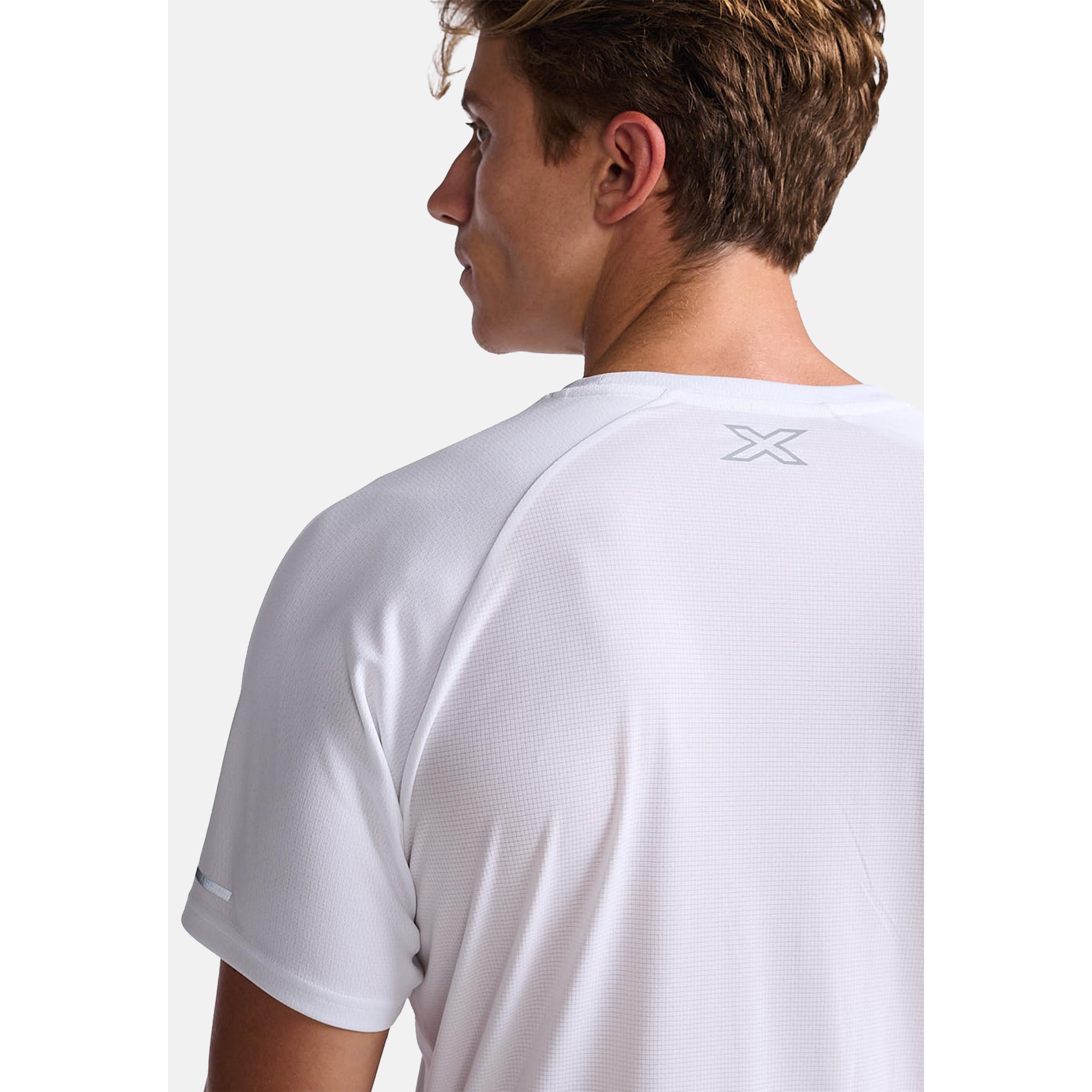 Thumbnail - 2XU, Herren, Sportshirt, Aero Tee (S), Weiss, Silber, S