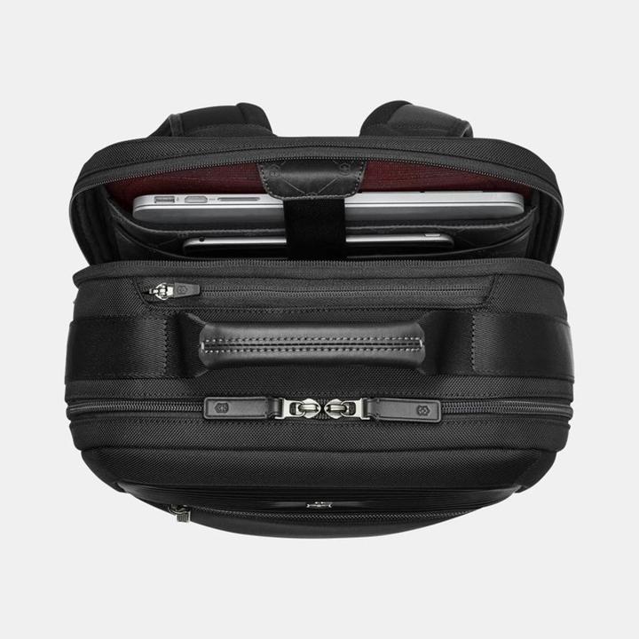 Produktbild Victorinox Mythic, Deluxe Backpack, Black