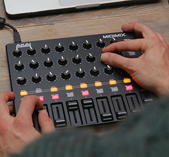 Produktbild Akai Professional MidiMix (Controller)