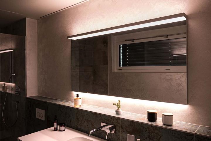 Produktbild Schneider BORDO TW Lichtspiegel, Beleuchtung oben und unten, Tunable White, mit Spiegelheizung, 139